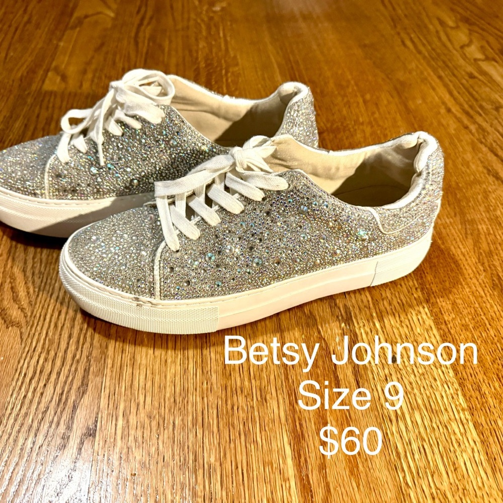 Betsy Johnson rhinestone sneaker size 9